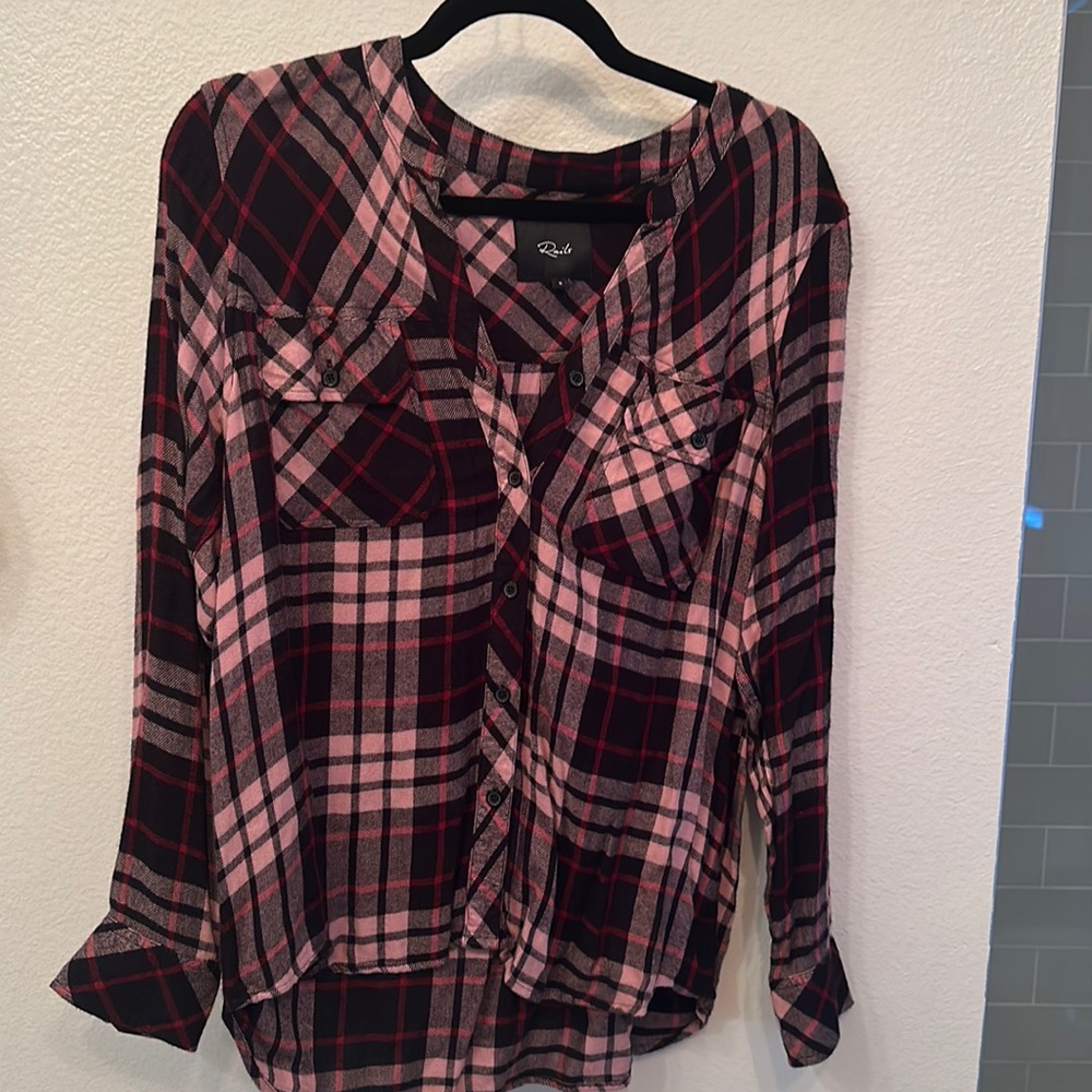 Rails Button Down
